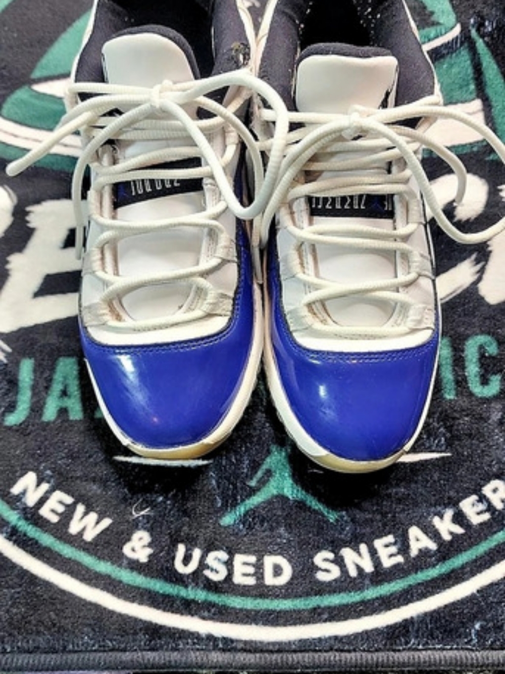 Jordan Air Jordan 11 Retro Low Sneakers Blue & White Boys US 3Y